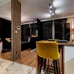 Apartment American Express *